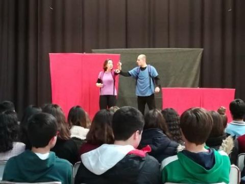 TEATRO-DEBATE